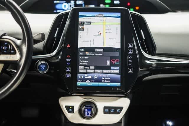 Thumbnail: 2017 Toyota Prius Prime - 13