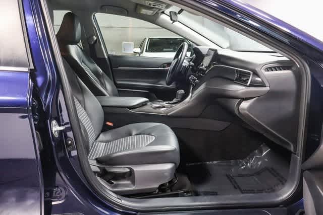 2022 Toyota Camry SE 17