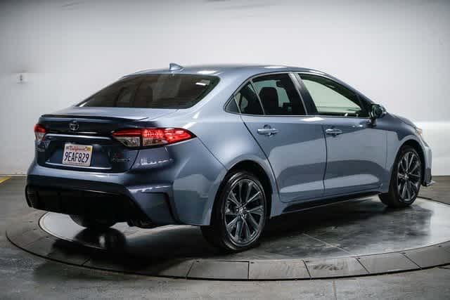 Thumbnail: 2023 Toyota Corolla - 4