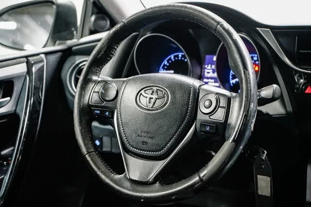 Thumbnail: 2017 Toyota Corolla iM - 15