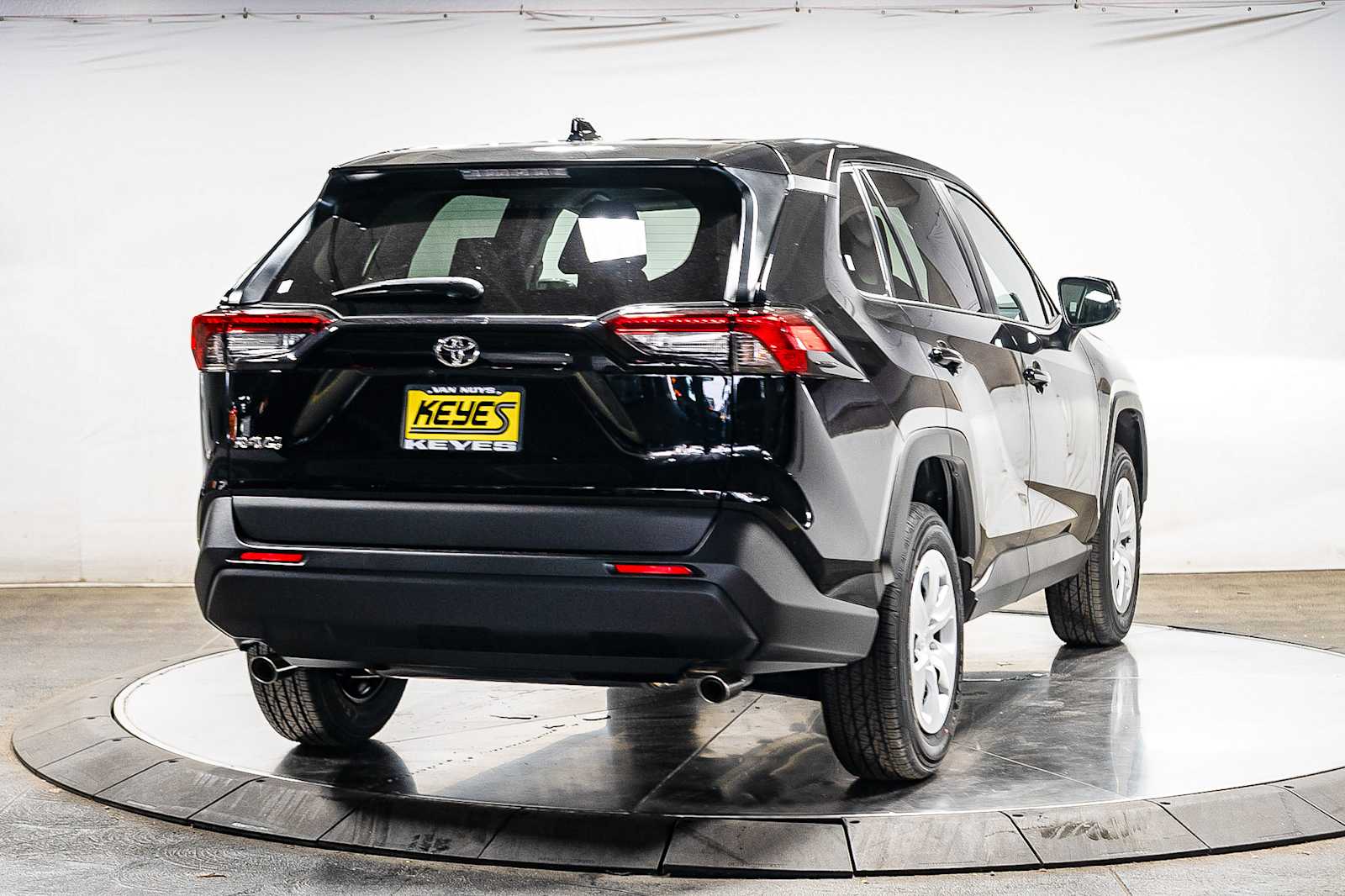 Thumbnail: 2025 Toyota RAV4 - 4