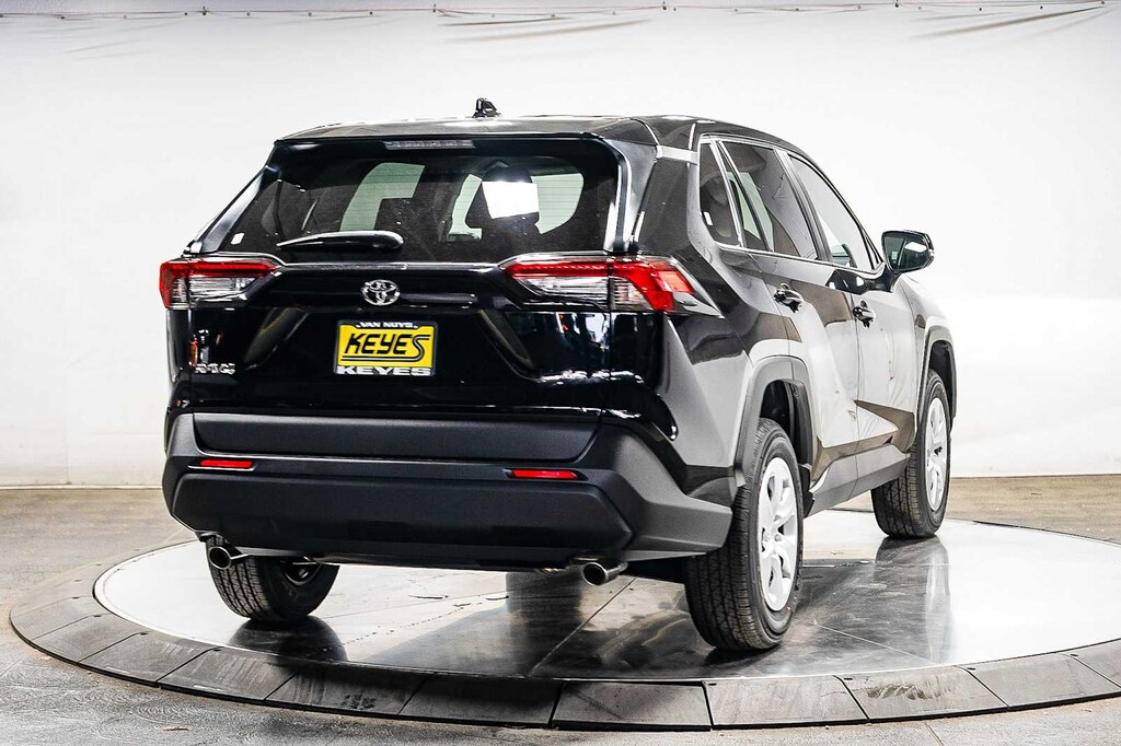 New 2025 Toyota RAV4 LE SUV