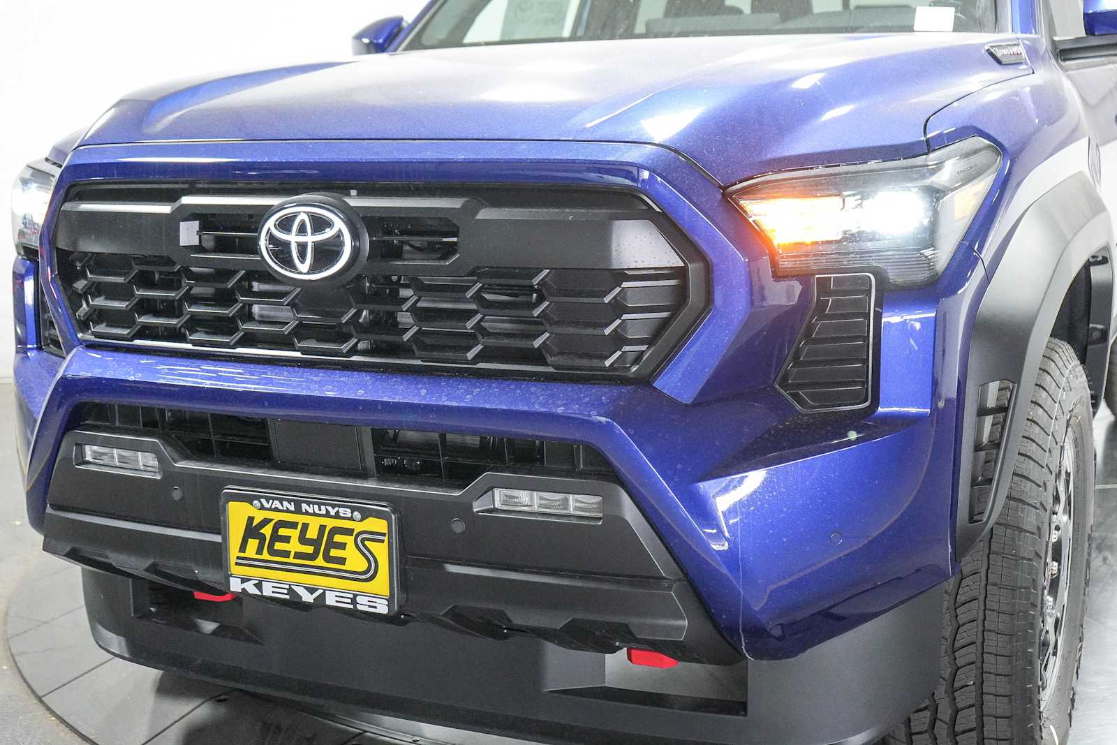 Thumbnail: 2025 Toyota Tacoma - 8