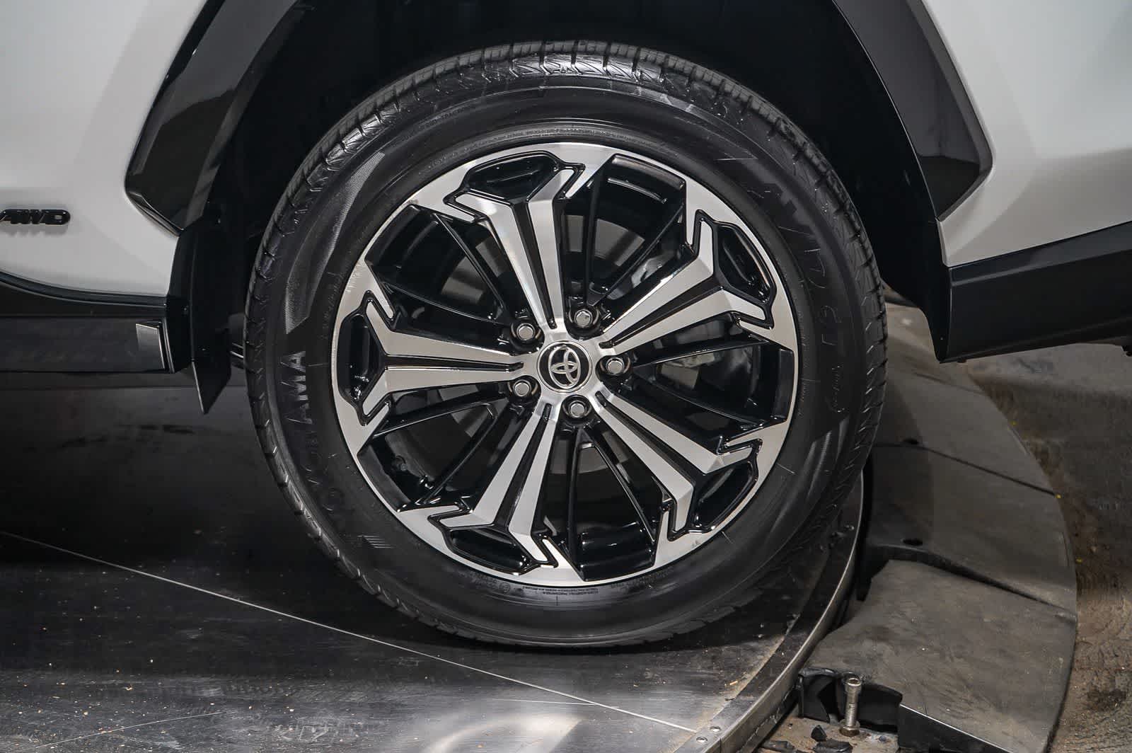 Thumbnail: 2023 Toyota RAV4 - 7