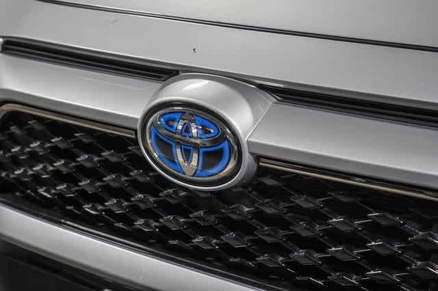 Thumbnail: 2024 Toyota RAV4 - 9