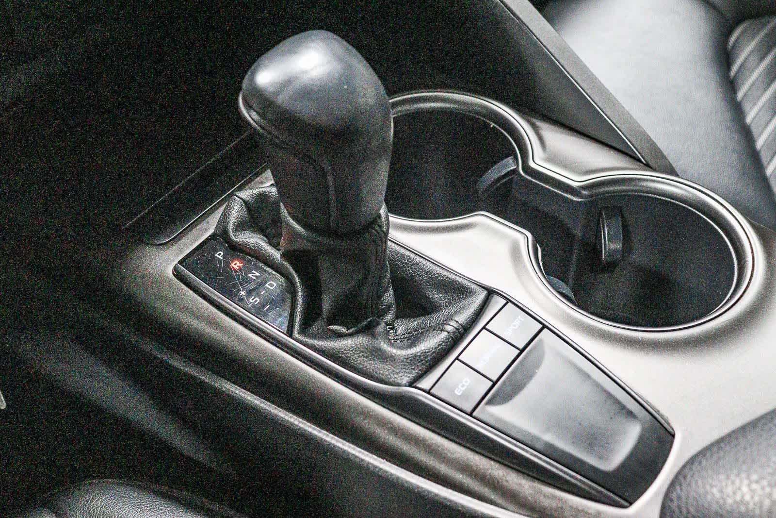 Thumbnail: 2023 Toyota Camry - 22