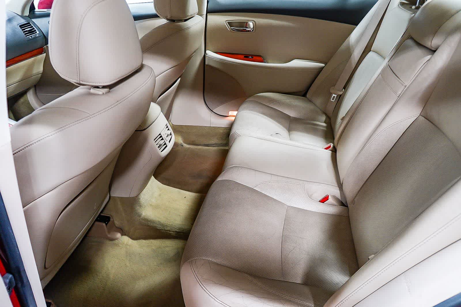 Thumbnail: 2010 Lexus ES - 21