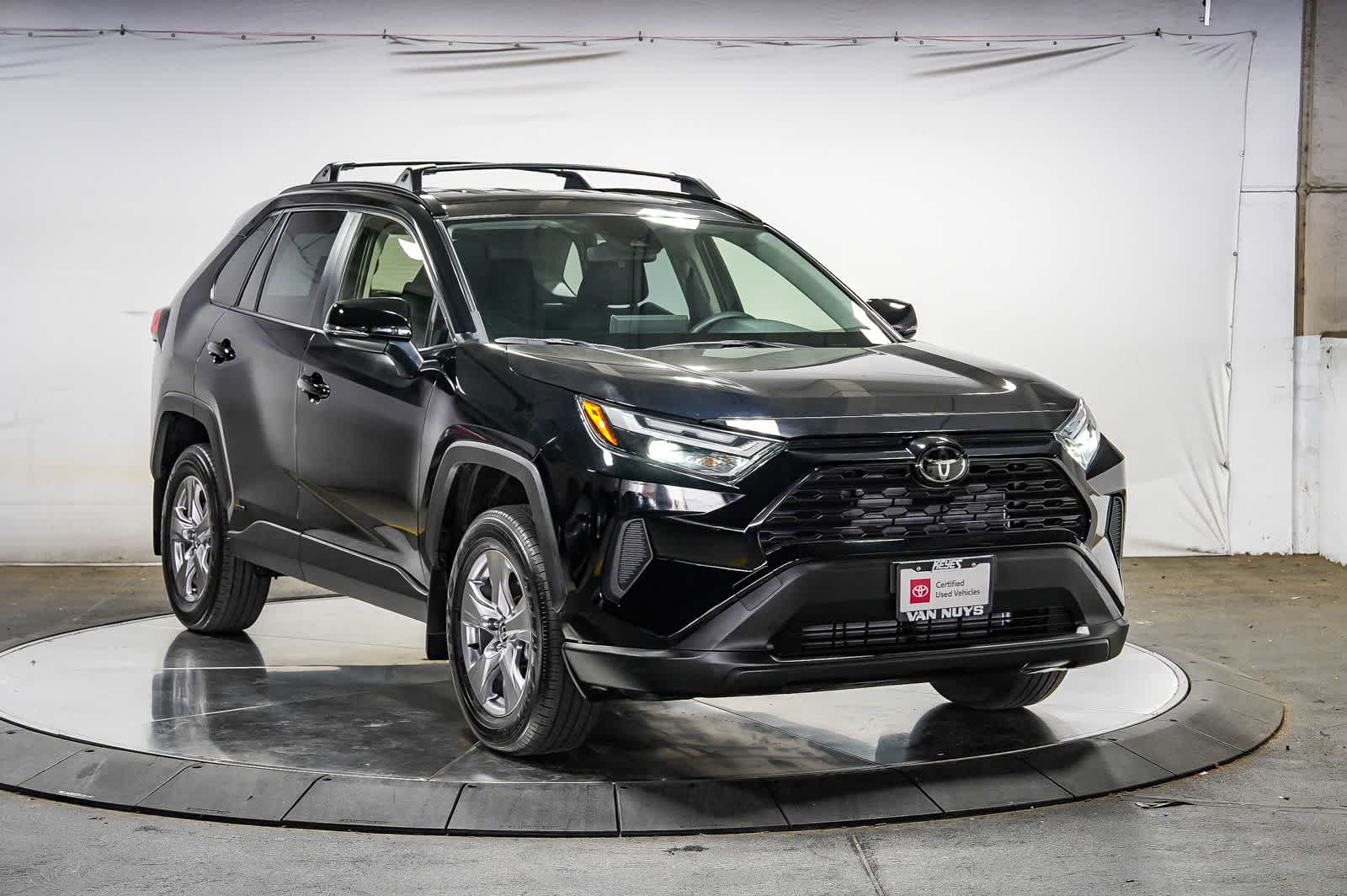 Thumbnail: 2025 Toyota RAV4 - 6