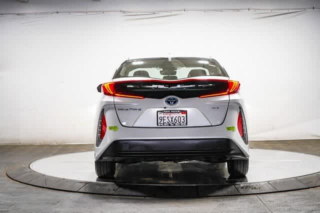 2022 Toyota Prius Prime XLE 4