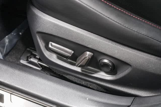 Thumbnail: 2024 Toyota Prius Prime - 24