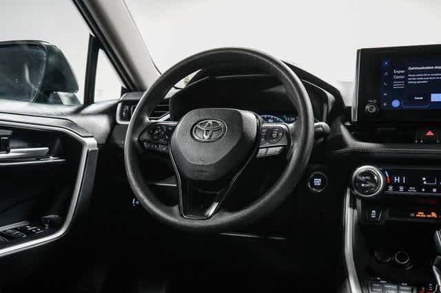 Thumbnail: 2023 Toyota RAV4 - 16