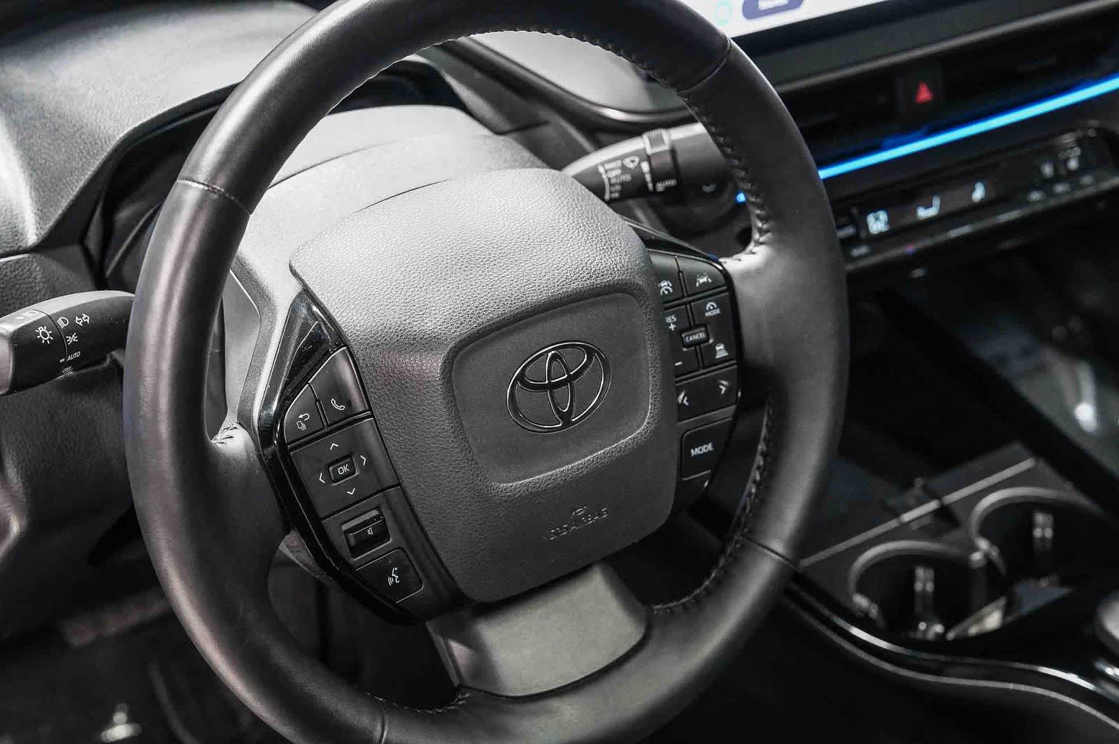 Thumbnail: 2023 Toyota Prius - 22