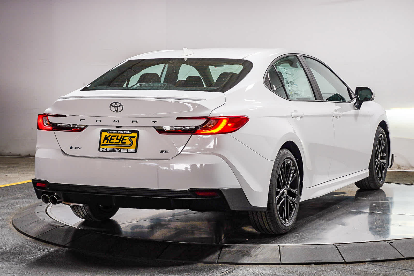 Thumbnail: 2026 Toyota Camry - 4