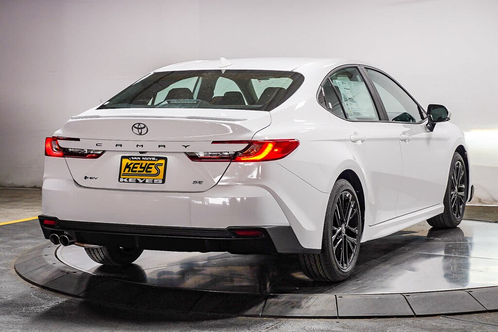 New 2026 Toyota Camry SE Sedan