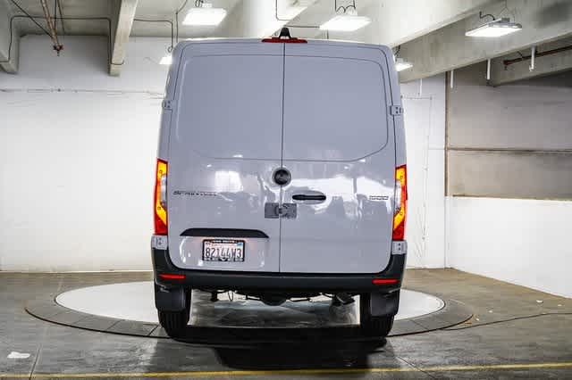 Thumbnail: 2023 Mercedes-Benz Sprinter - 2
