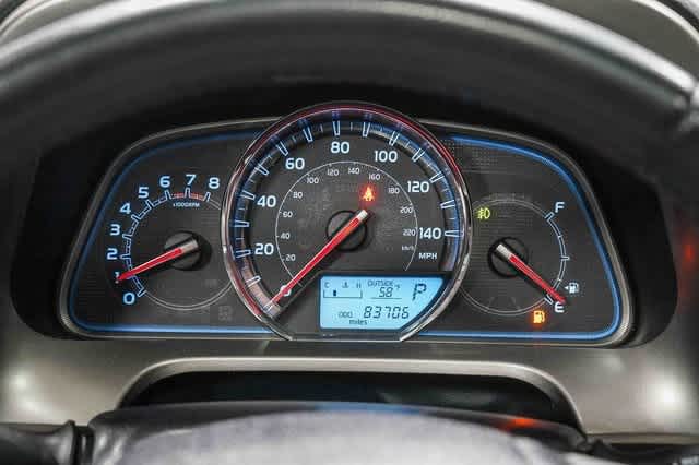 Thumbnail: 2015 Toyota RAV4 - 25