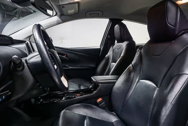 Thumbnail: 2018 Toyota Prius Prime - 19