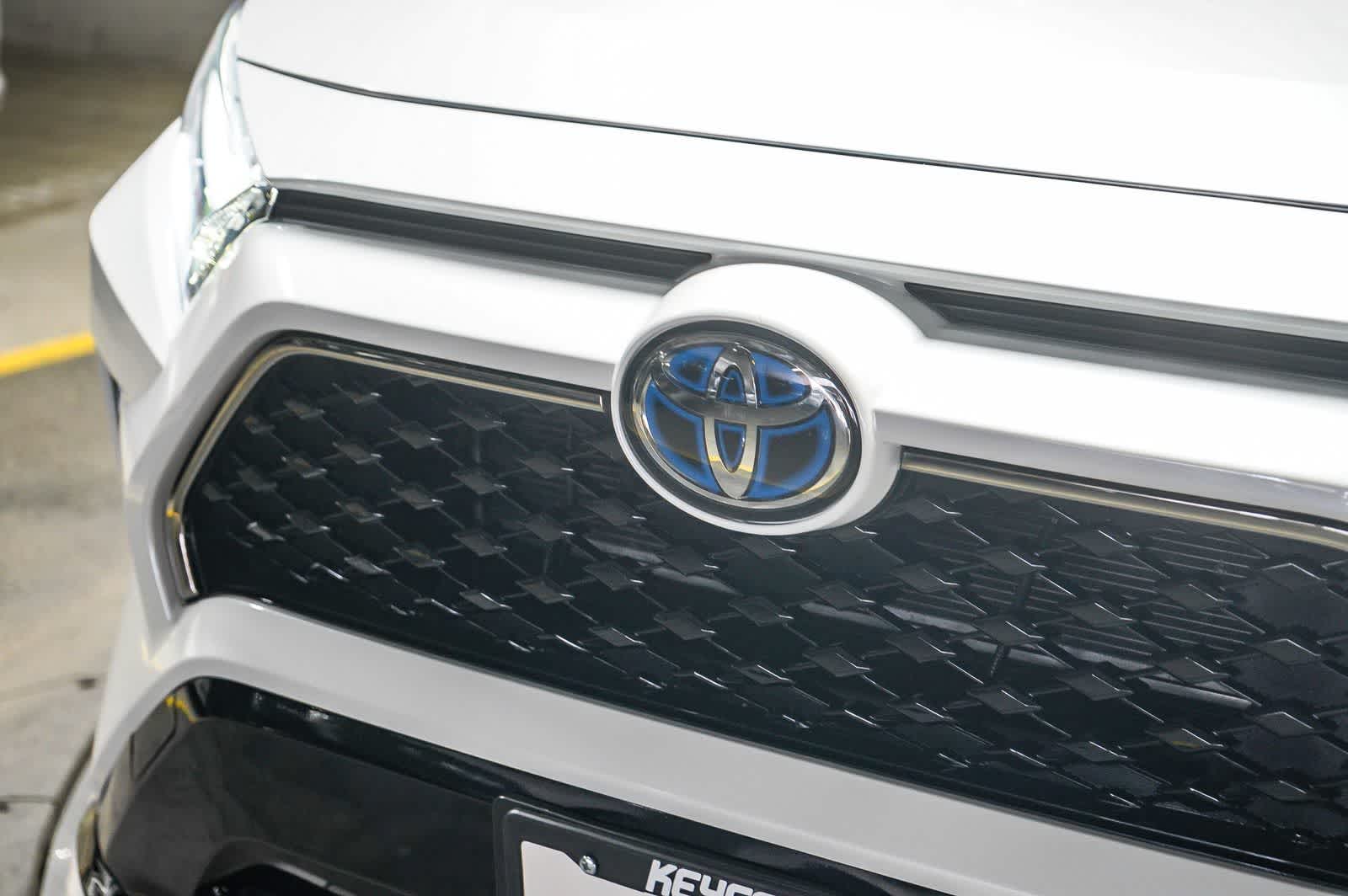 Thumbnail: 2023 Toyota RAV4 - 5