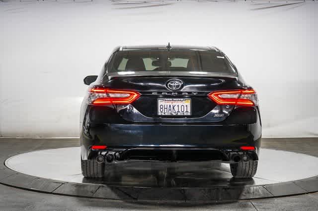 2019 Toyota Camry XSE 4