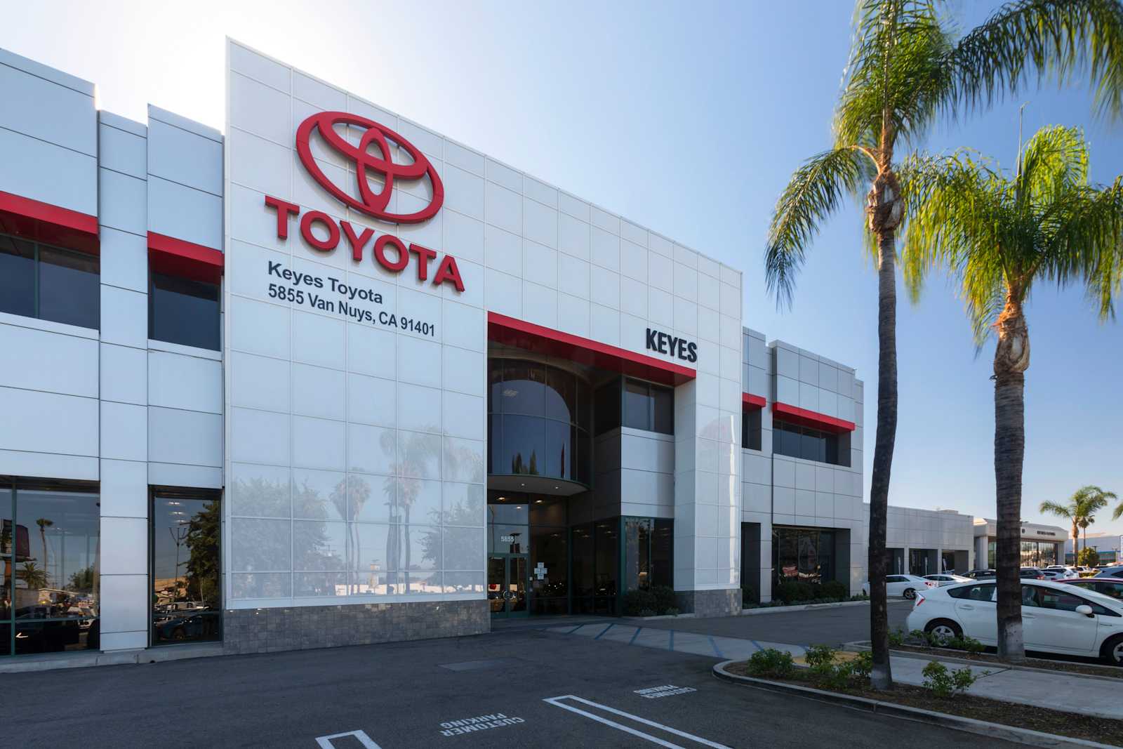 2025 Toyota Tacoma SR5 36