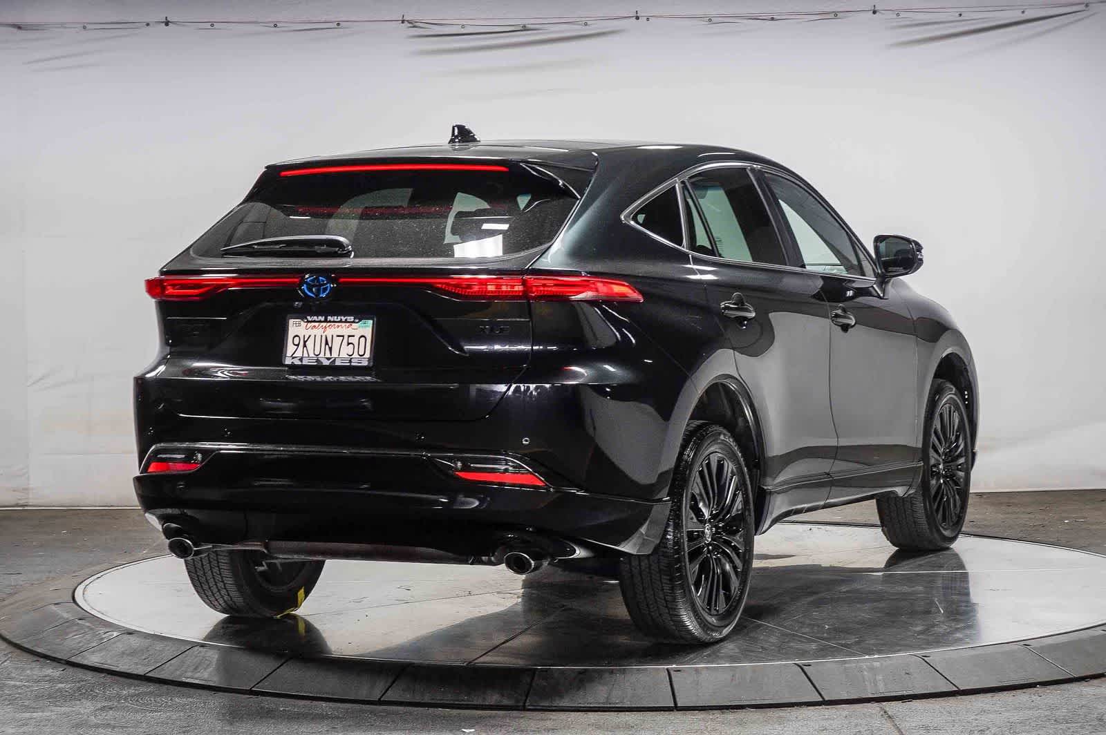 Thumbnail: 2024 Toyota Venza - 5