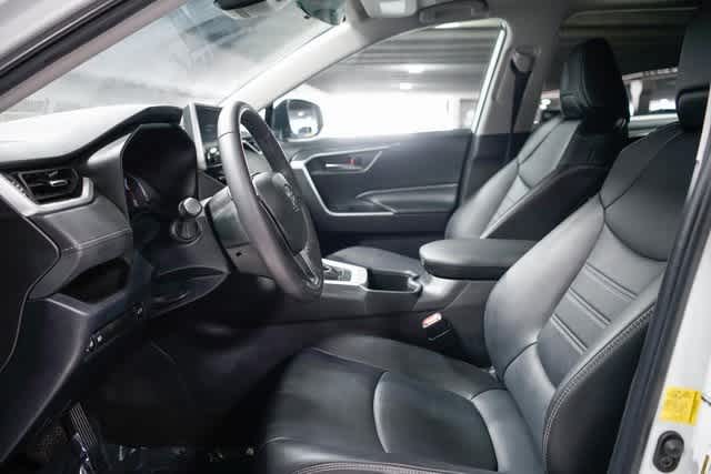 Thumbnail: 2023 Toyota RAV4 - 18