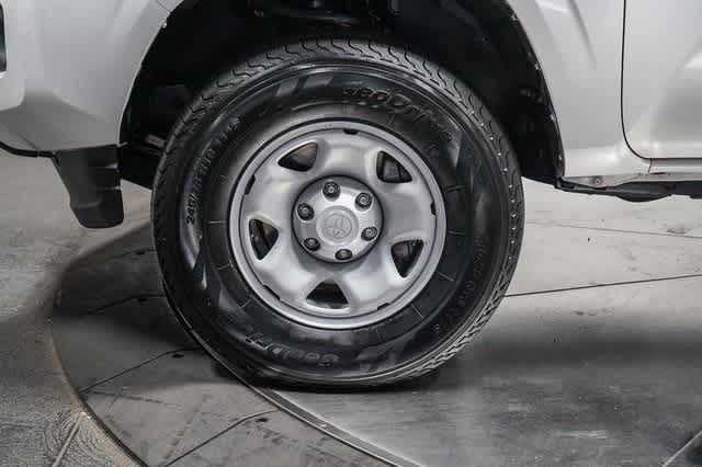 Thumbnail: 2021 Toyota Tacoma - 9