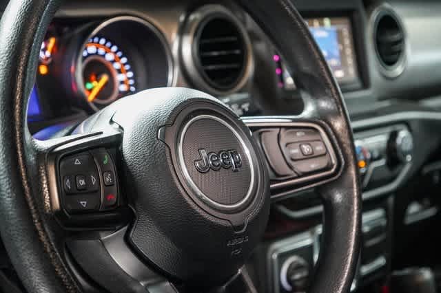 Thumbnail: 2019 Jeep Wrangler - 21