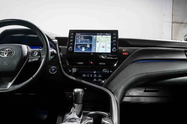 Thumbnail: 2022 Toyota Camry - 14