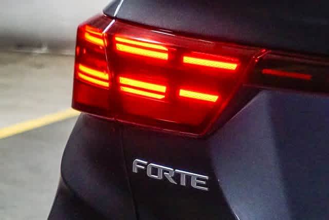 Thumbnail: 2023 Kia Forte - 11
