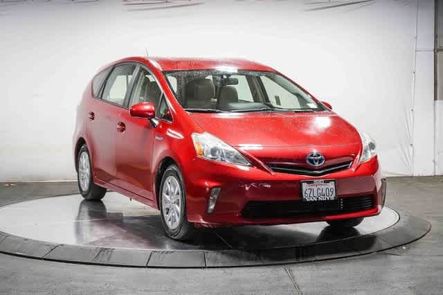 Thumbnail: 2013 Toyota Prius v - 5