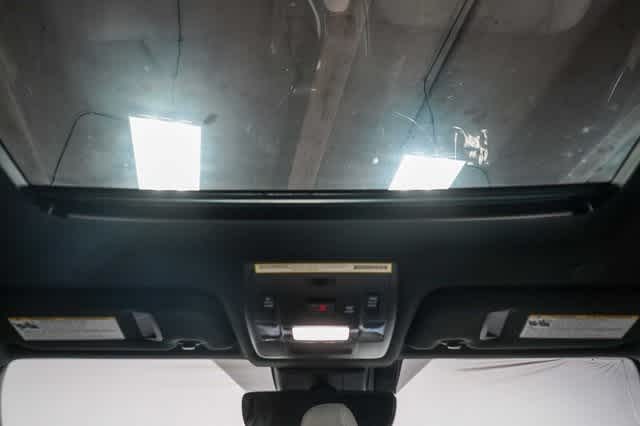 Thumbnail: 2024 Lexus UX - 16