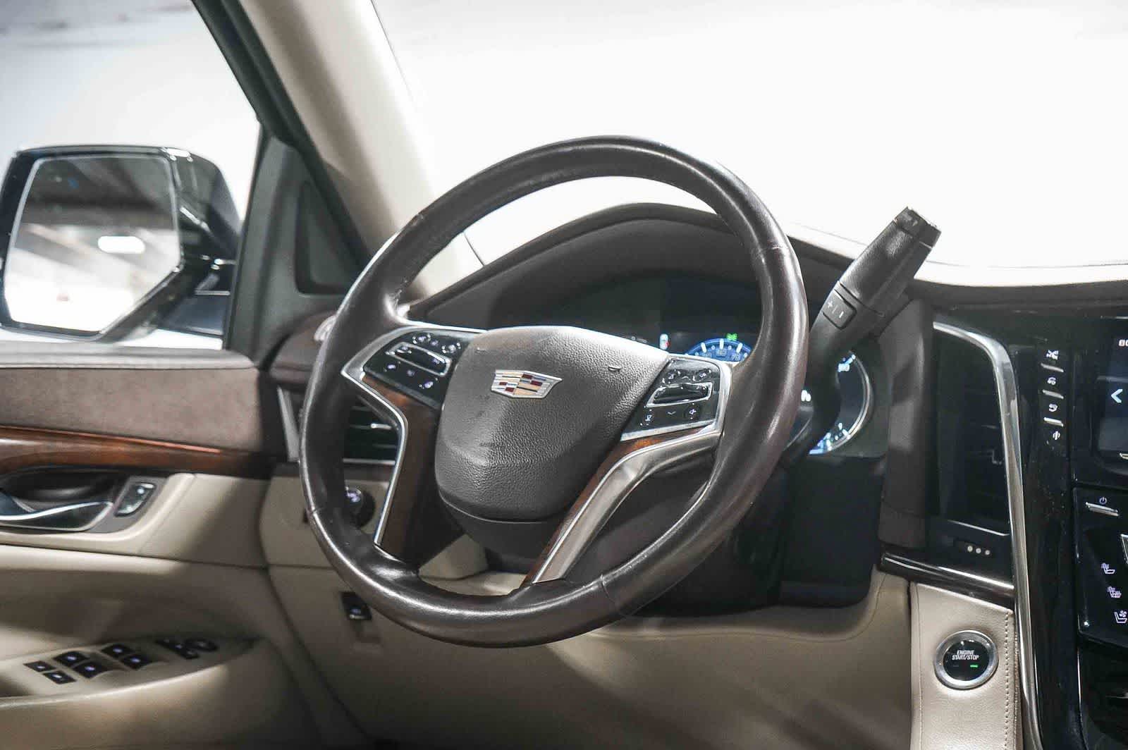 Thumbnail: 2016 Cadillac Escalade - 15