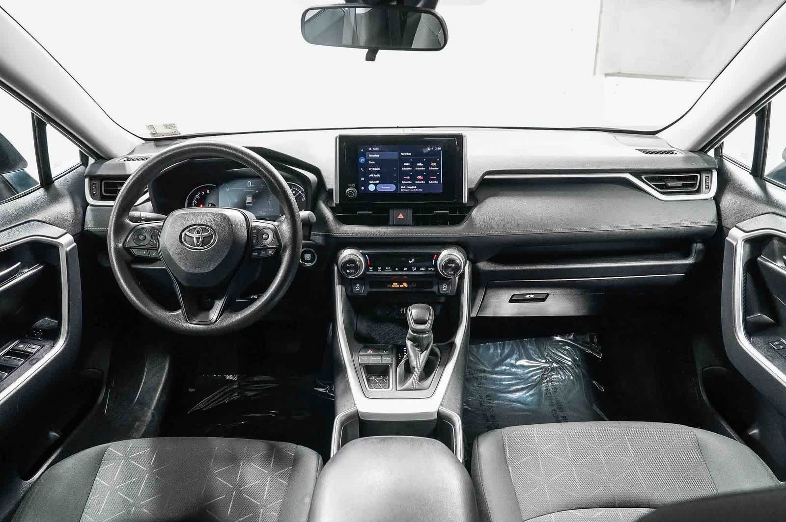 Thumbnail: 2024 Toyota RAV4 - 13