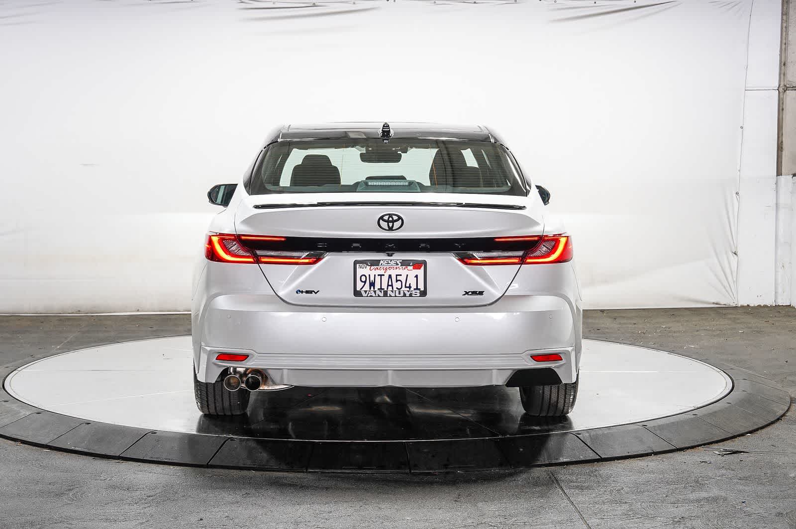 Thumbnail: 2026 Toyota Camry - 3