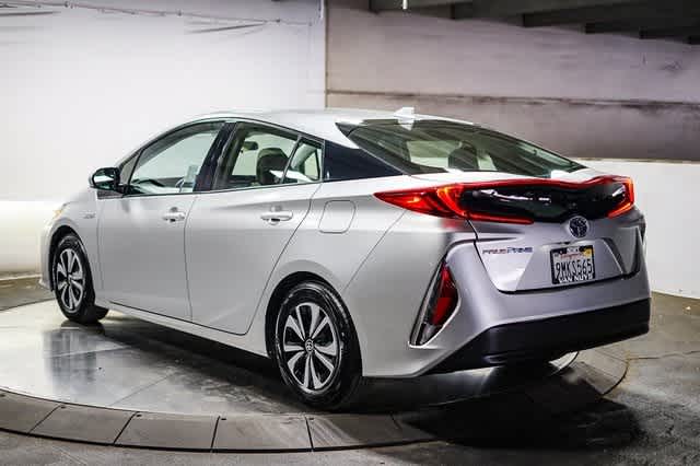 Thumbnail: 2017 Toyota Prius Prime - 7