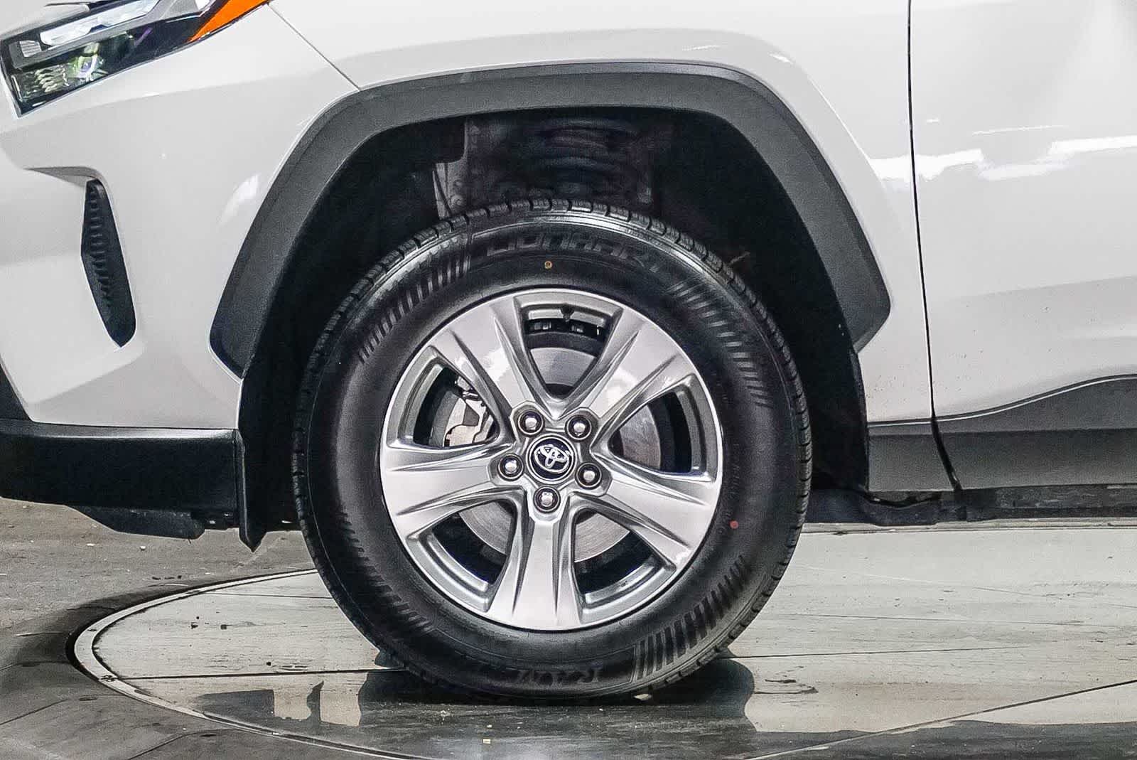 Thumbnail: 2024 Toyota RAV4 - 10