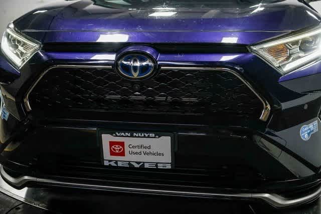 Thumbnail: 2021 Toyota RAV4 - 9