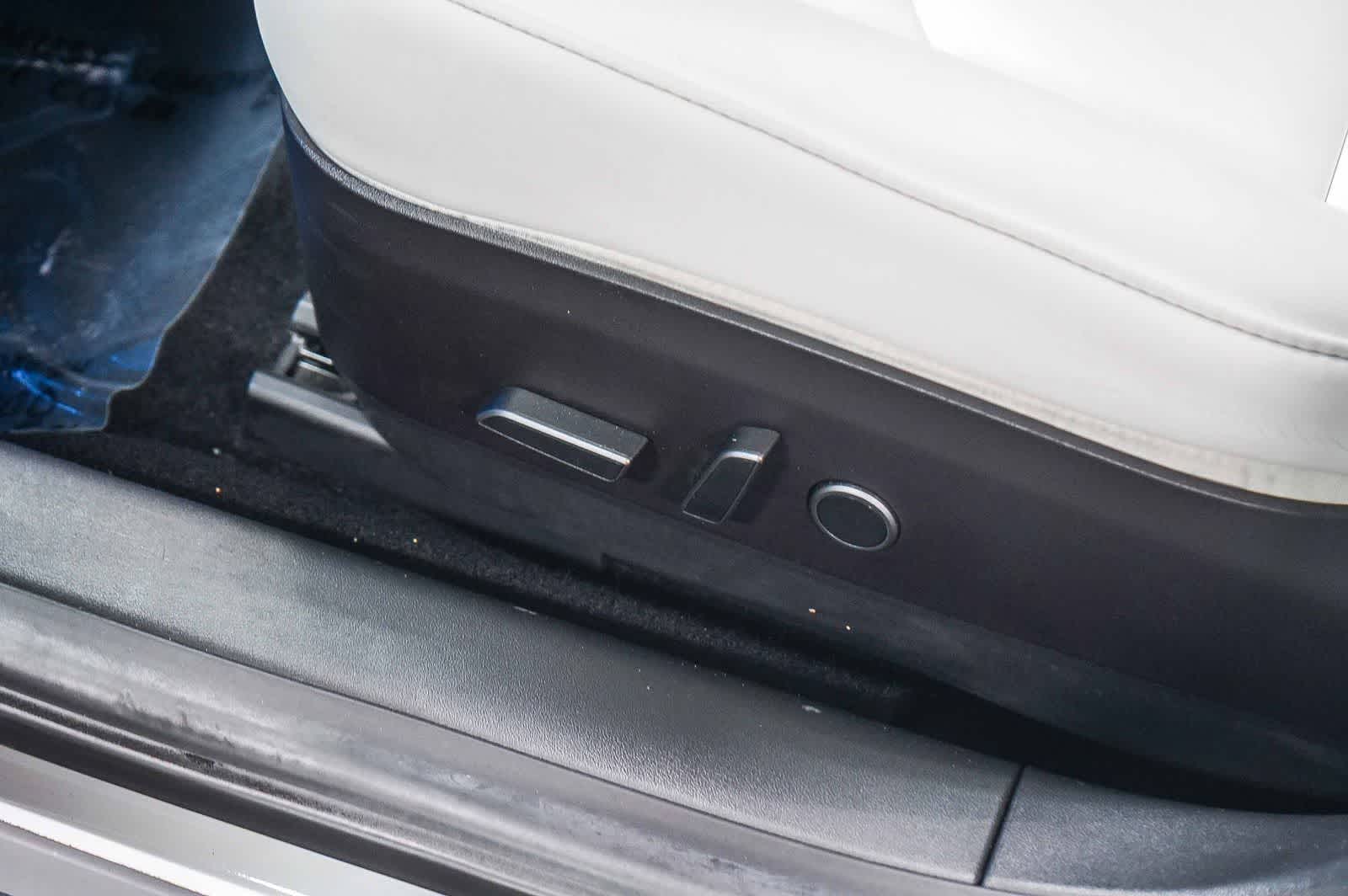 Thumbnail: 2021 Tesla Model 3 - 22