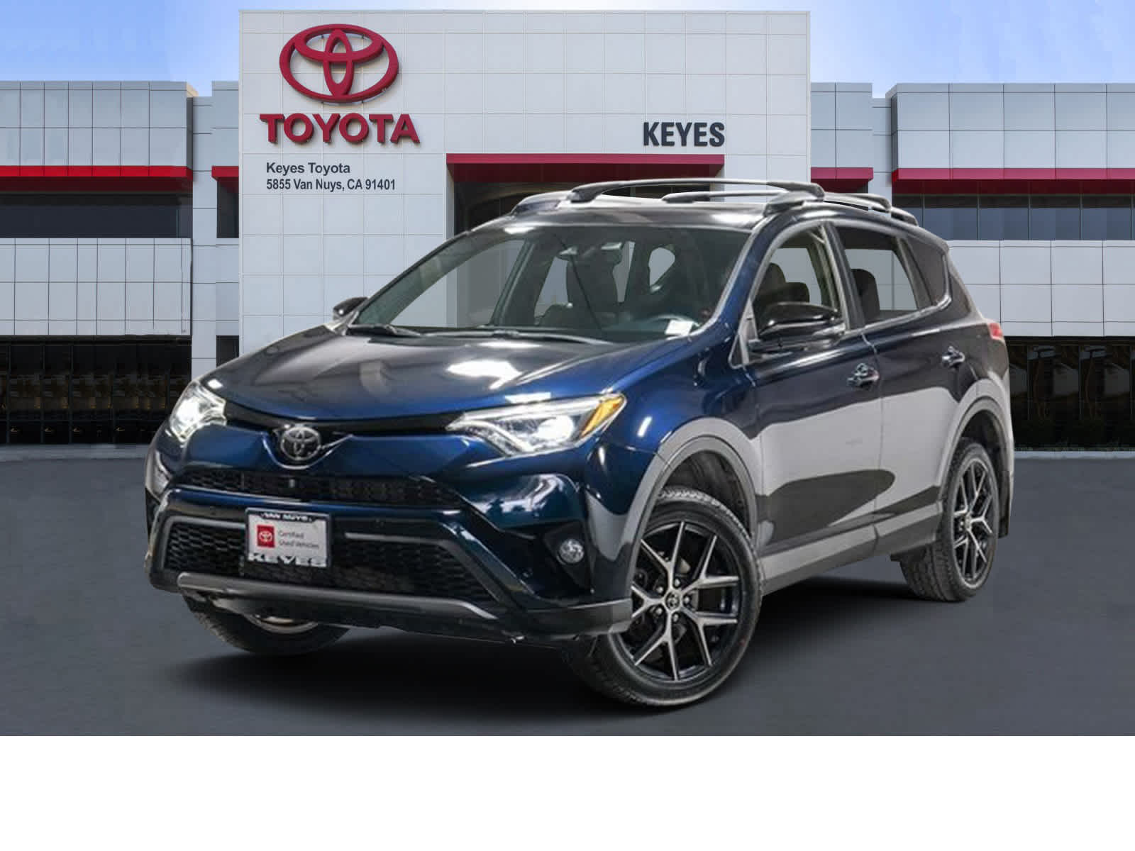 Thumbnail: 2018 Toyota RAV4 - 1