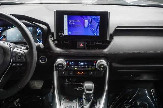 Thumbnail: 2023 Toyota RAV4 - 14