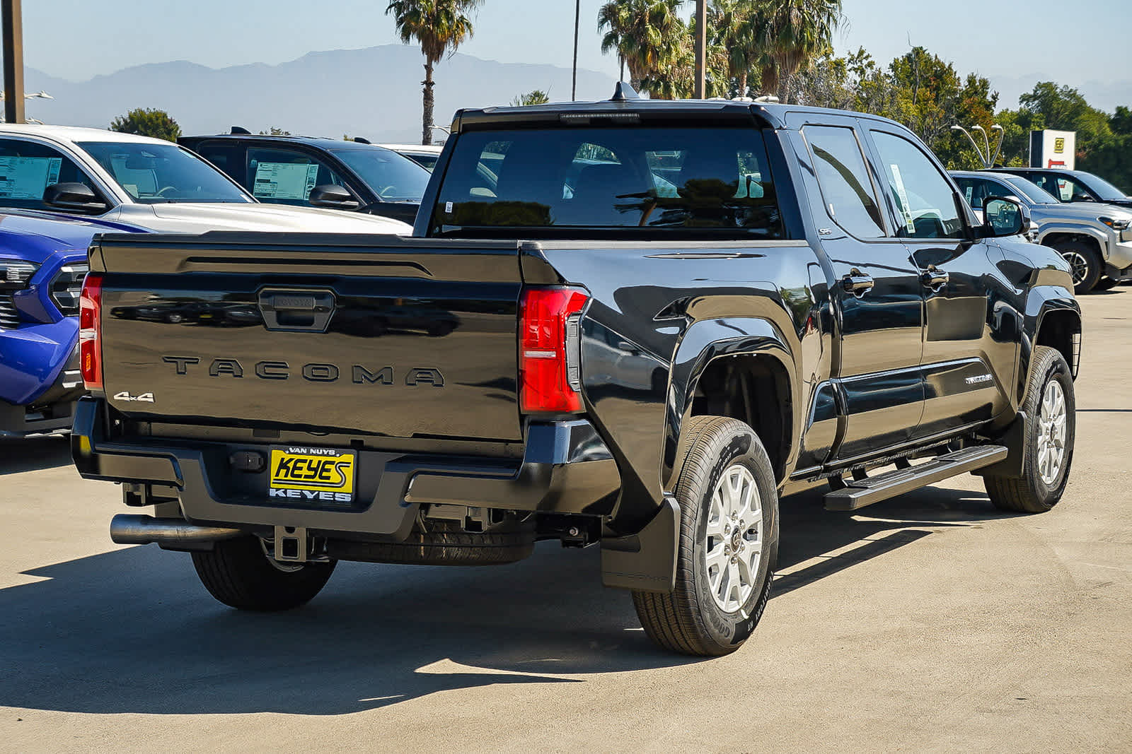 Thumbnail: 2025 Toyota Tacoma - 4