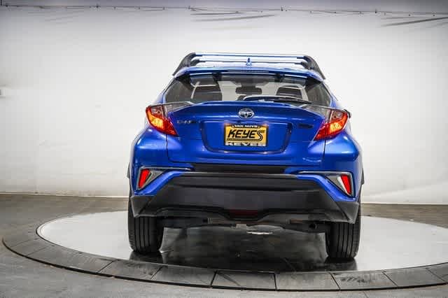 2018 Toyota C-HR XLE 3