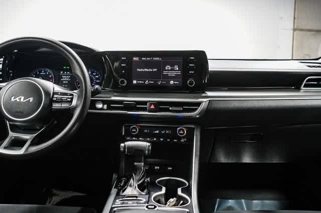Thumbnail: 2022 Kia K5 - 13