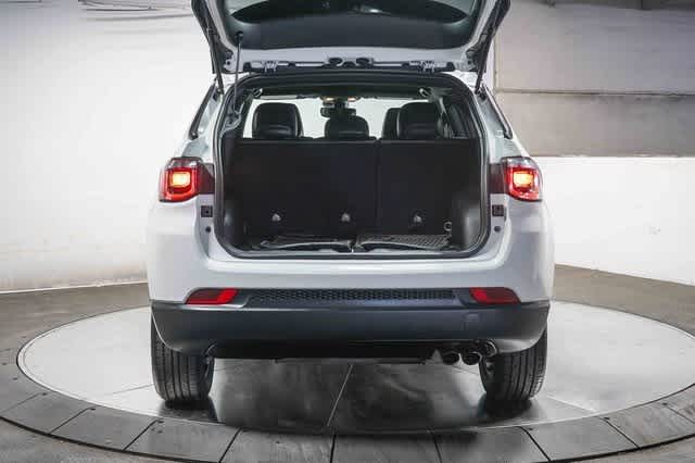 Thumbnail: 2022 Jeep Compass - 26