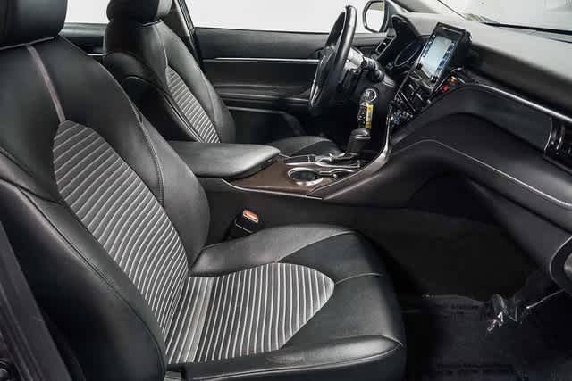 Thumbnail: 2023 Toyota Camry - 18
