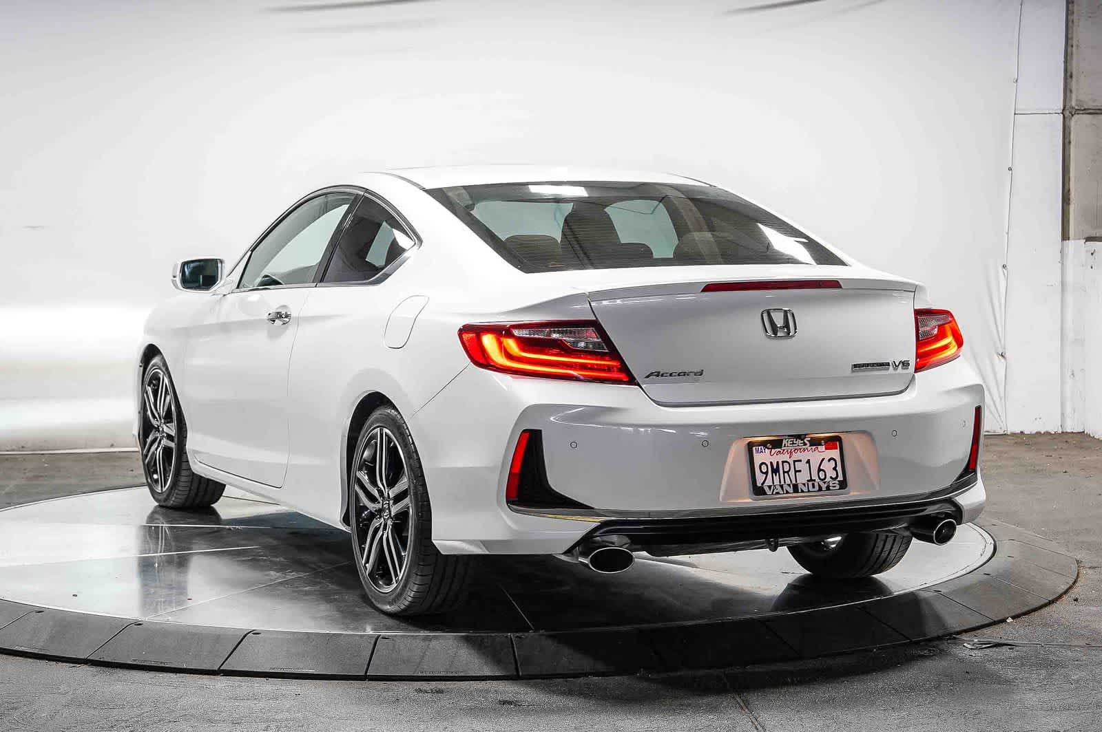 2017 Honda Accord Touring -
                  Van Nuys, CA