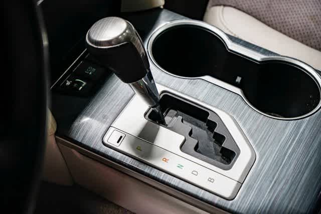 Thumbnail: 2014 Toyota Camry - 20