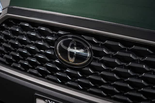 Thumbnail: 2023 Toyota Corolla Cross - 9