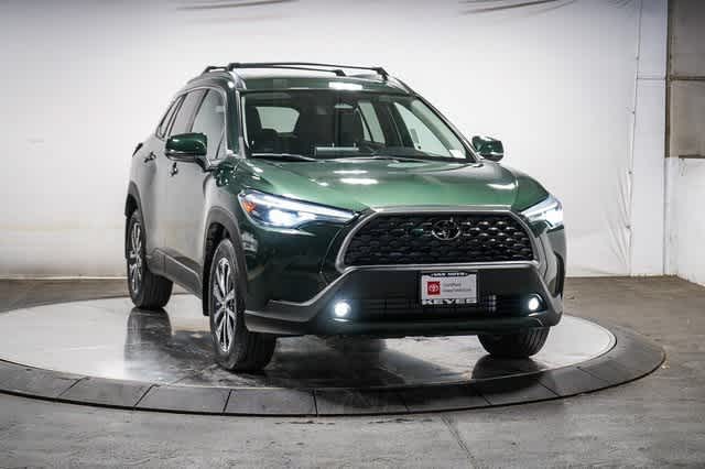 Thumbnail: 2023 Toyota Corolla Cross - 6